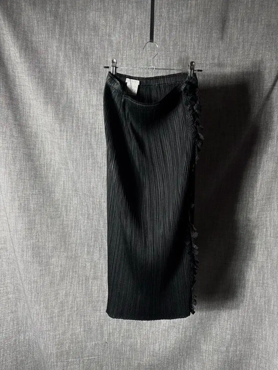 PLEATS PLEASE プリーツプリーズ ISSEY MIYAKE イッセイミヤケ フリル スカート