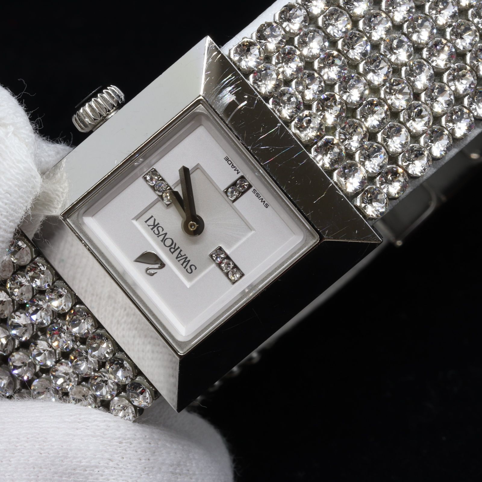 ITS2QXZ3KNAG SWAROVSKI スワロフスキー エリス QZ レザー