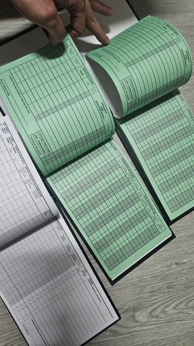 ジェプセン ログブック 飛行機 パイロット