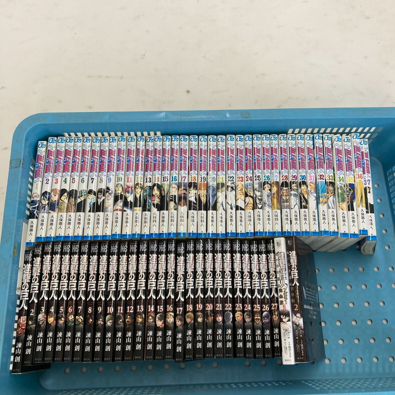 02m0548 セットコミック まとめ売り BLEACH 1～37巻 進撃の巨人 1～27