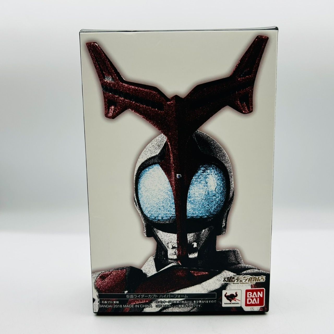S.H.Figuarts 真骨彫 仮面ライダー カブト ハイパーフォーム フィギュア | BANDAI MASKED RIDER KABUTO