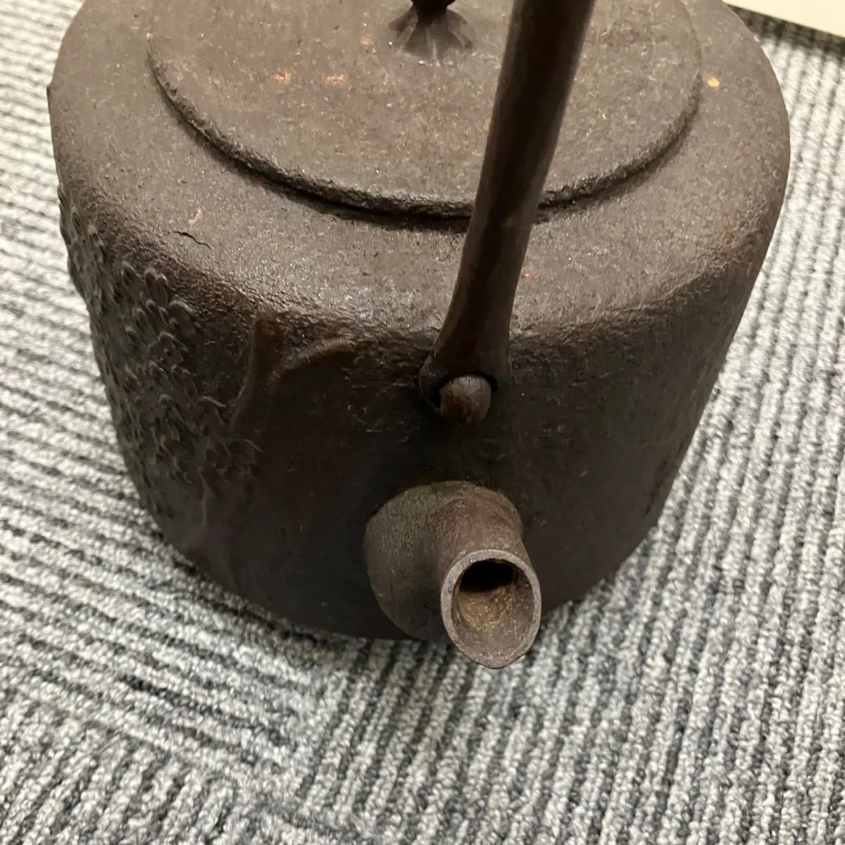 日本製 南部鉄器 南部鉄瓶 砂鉄鉄瓶 水沢鋳物 鉄瓶 平南部さくら大 3.0