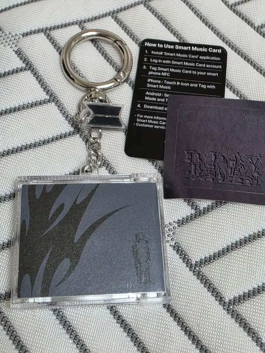 BTS SUGA Agust D D-DAY ストラップ キーリング 未開封 BTS SUGA Agust D D-DAY ストラップ キーリング 未開封 BTS SUGA Agust