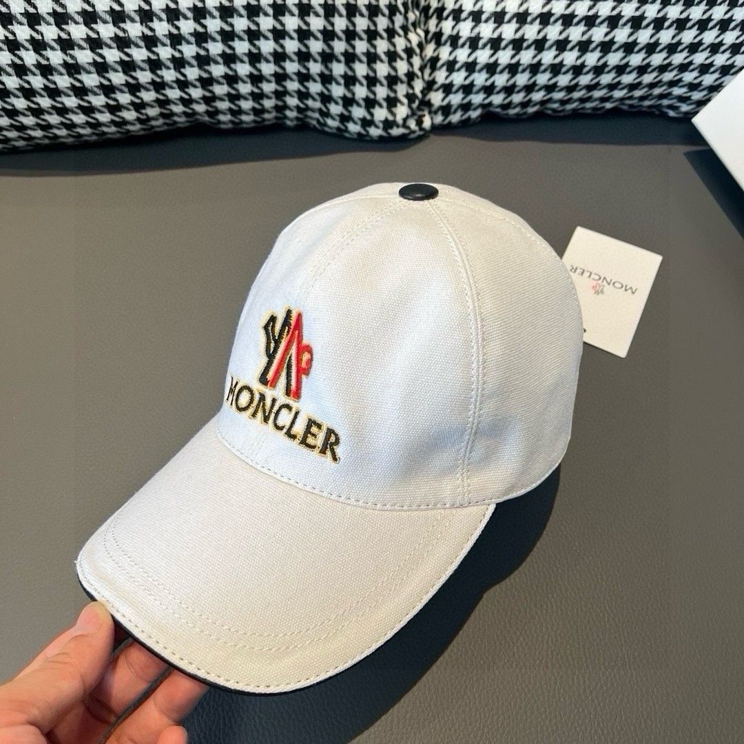 MONCLER ベースボールキャップ