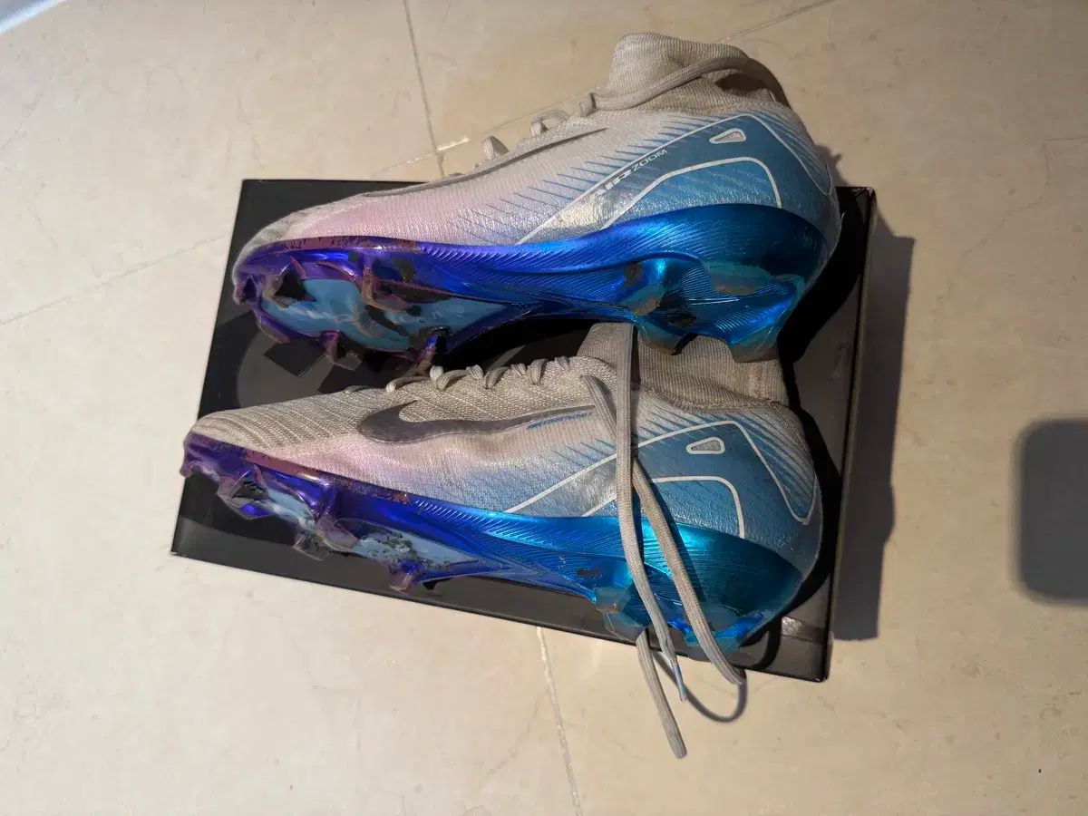 NIKE ナイキ マーキュリアル スーパーフライ 10