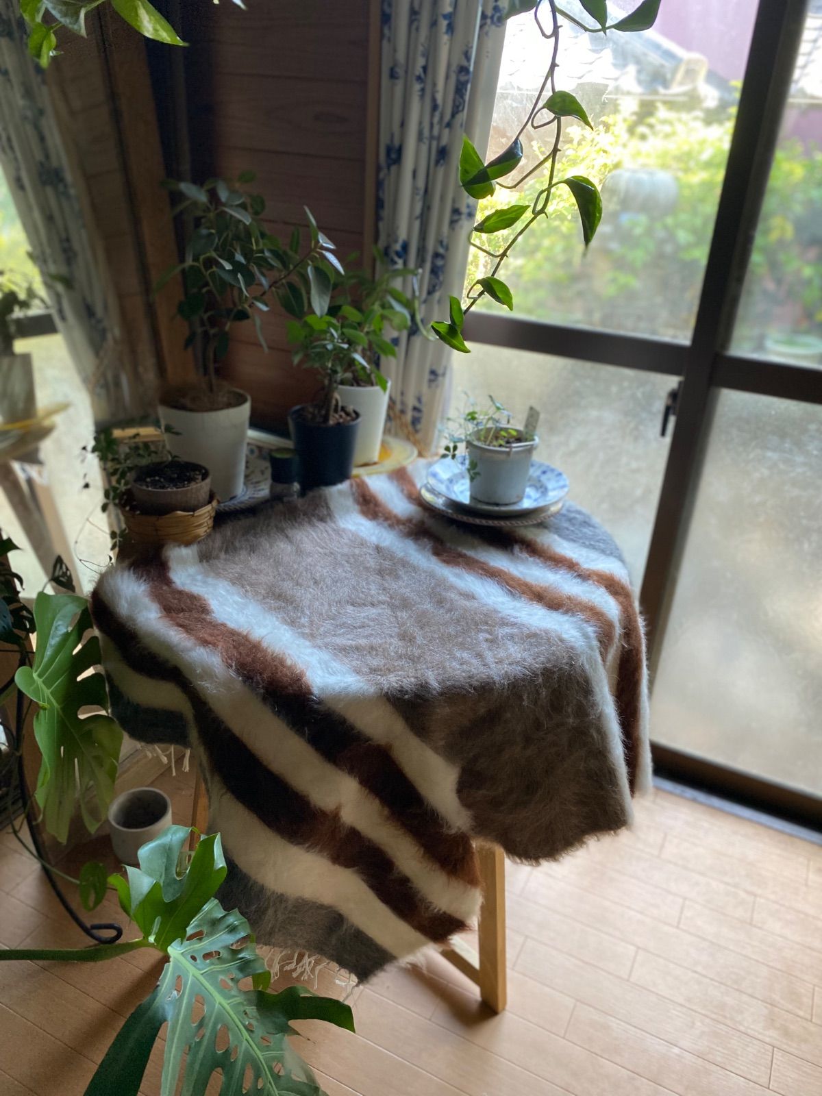 椅子やソファ テーブルにも