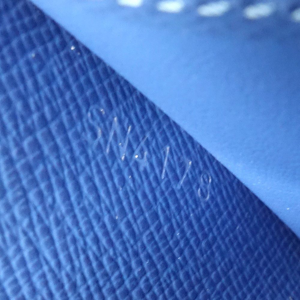 LOUIS VUITTON ルイヴィトン エピ コインケース ジッピーコインパース