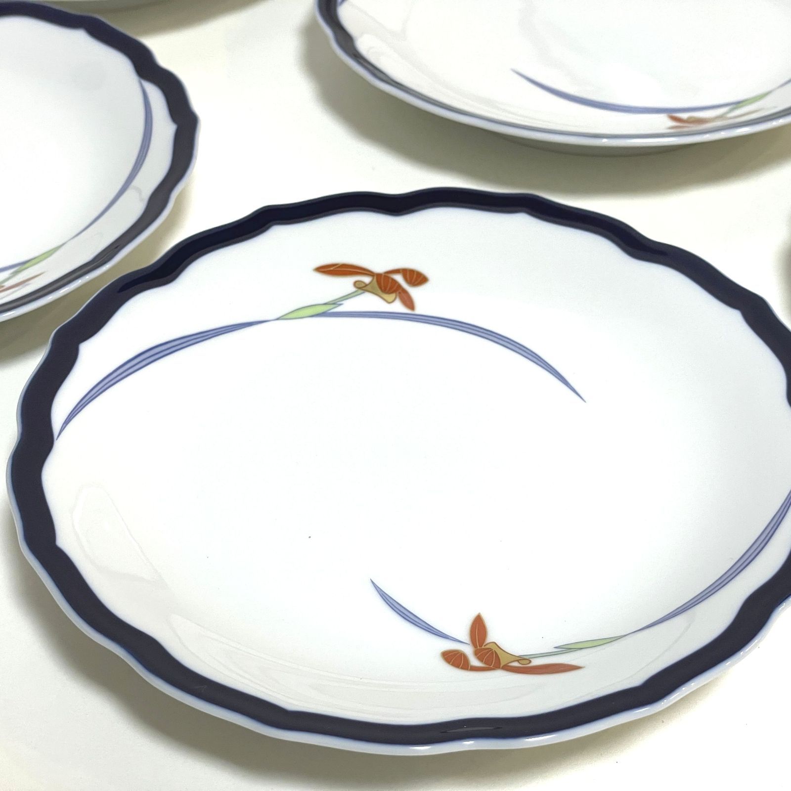 香蘭社 オーキッドレース 大皿　1枚、中皿　5枚 香蘭社 オーキッドレース 大皿1枚、中皿5枚