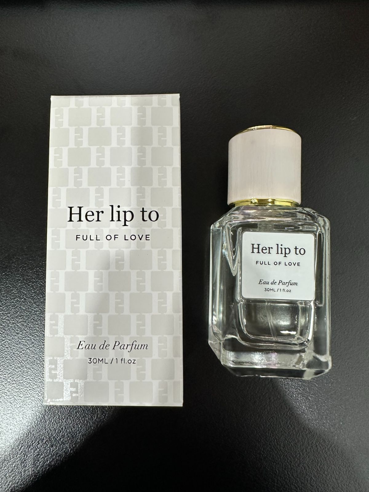 新品未使用 本物 ハーリップトゥ 香水 フルボトル FULL OF LOVE