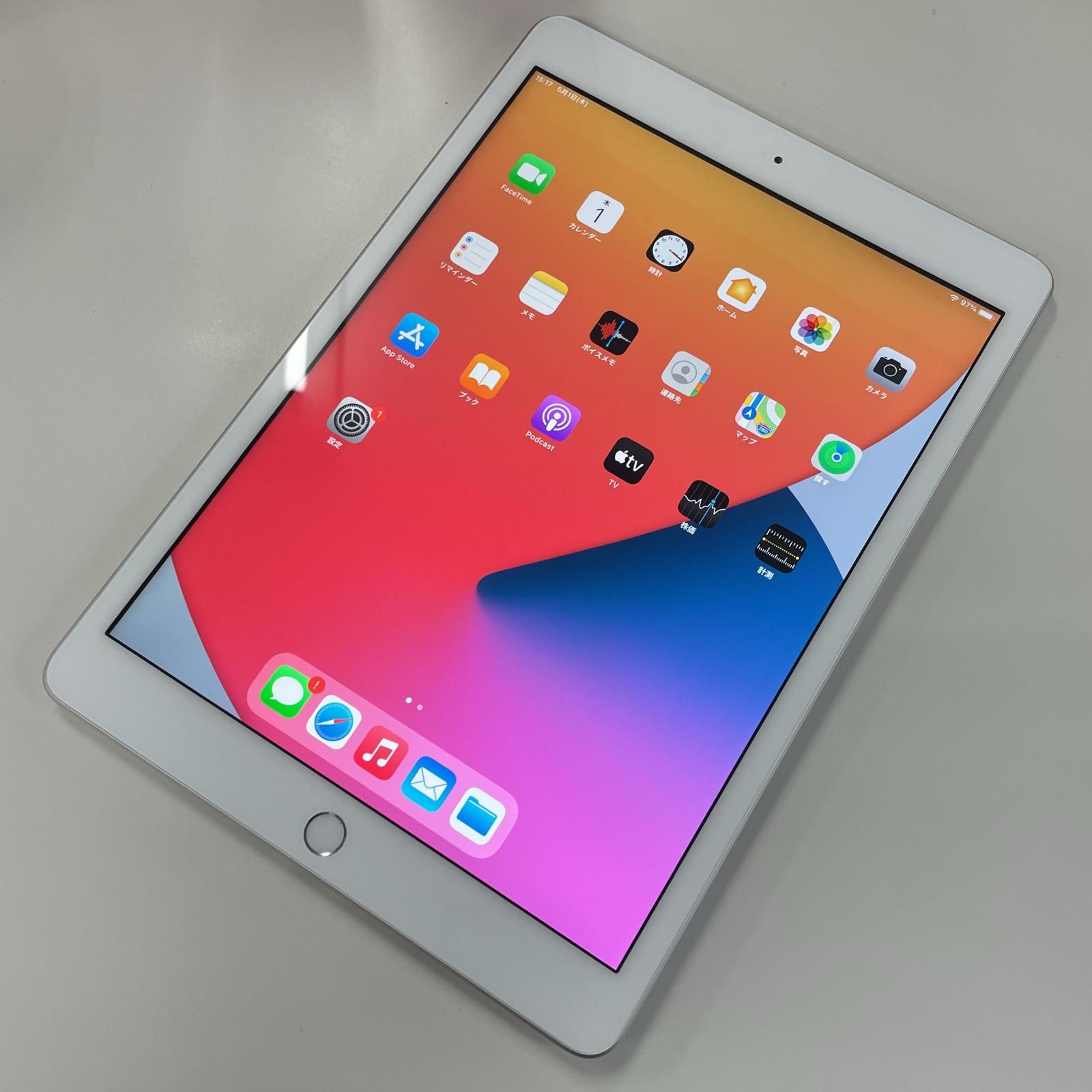 Apple iPad 第7世代 シルバー Wi-Fi 極美品 付属品未使用 Apple iPad 第7世代 シルバー Wi-Fi 極美品 付属品未使用