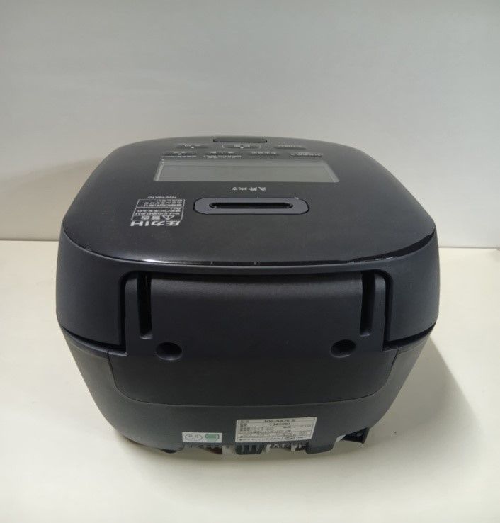 象印 ZOJIRUSHI IH炊飯器 NWNA10-BZ 炎舞焚き 蓄熱性 発熱効率 熱伝導に優れた 鉄 くろがね仕込み 豪炎かまど釜 5.5合焚き お手入れ簡単 でんきち 家電量販店