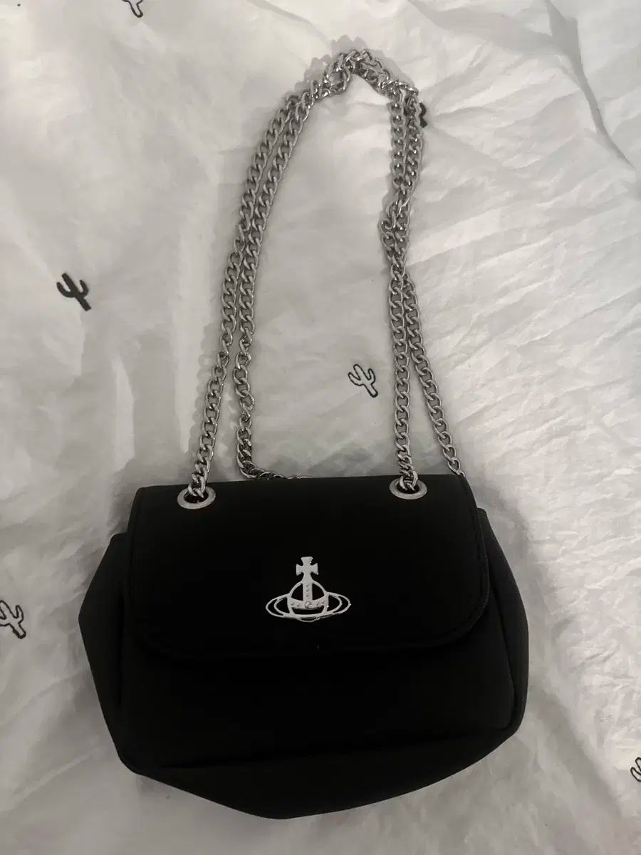 Vivienne Westwood ヴィヴィアン ウエストウッド スモール パース チェーンバッグ