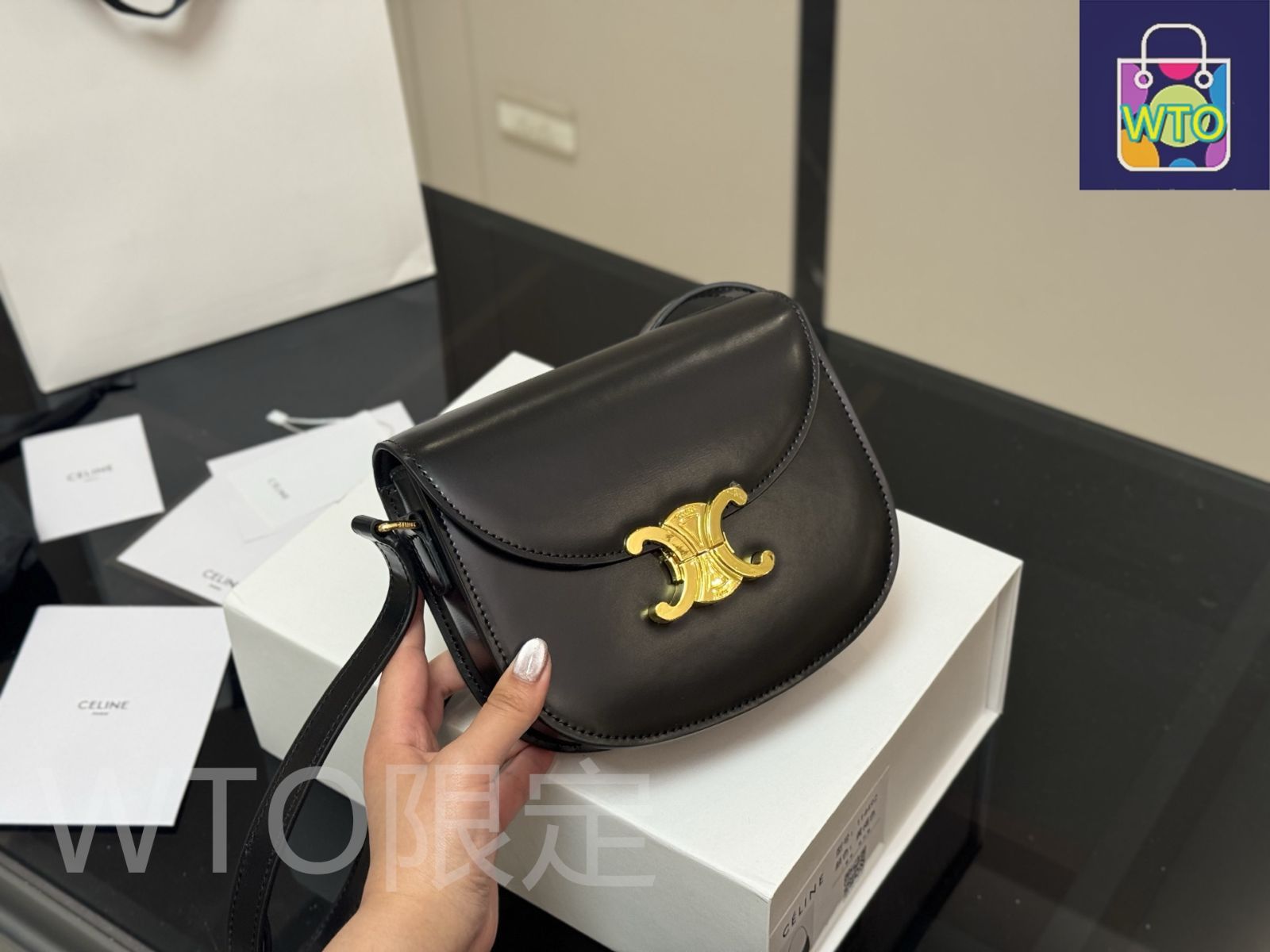 極希少・美品♡セリーヌ　トリオンフ　ノースリーブ　ポロシャツ　キャメル　Mサイズ CELINE 希少 トリオンフ ノースリーブ ポロシャツ キャメル M