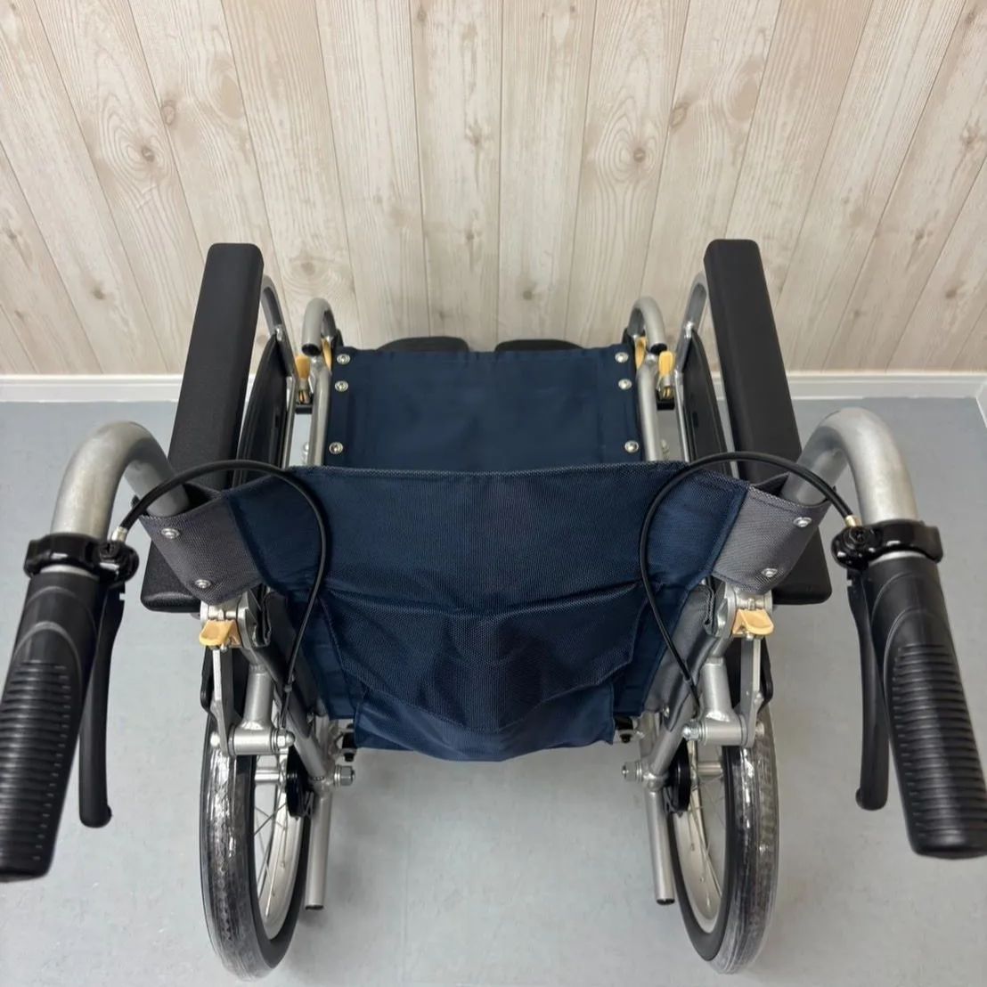 日進医療機器 介助式