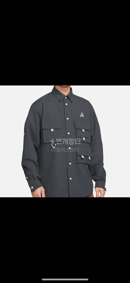 【雷市場（ポンジャン）商品韓国直送】Nike(ナイキ） acg シャツ 売ってます ( 新品 ― 韓国国内 m ）
