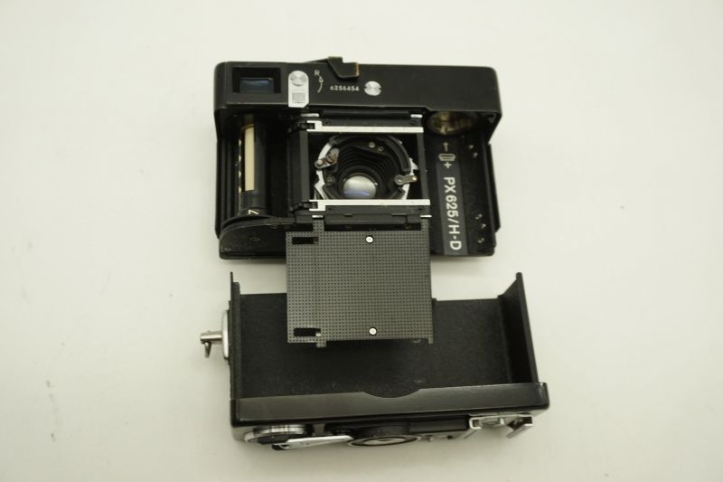 8528 良品 Rollei 35 露出計OK シンガポール製 ブラック - メルカリ