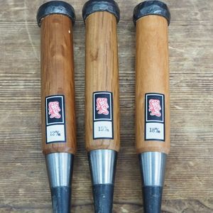 勇助」銘 鑿3本組 のみ 大工 Japanese Chisel 【鴻巣店】 - メルカリ 勇助」銘 鑿3本組 のみ 大工 Japanese Chisel 【鴻巣店】 - メルカリ