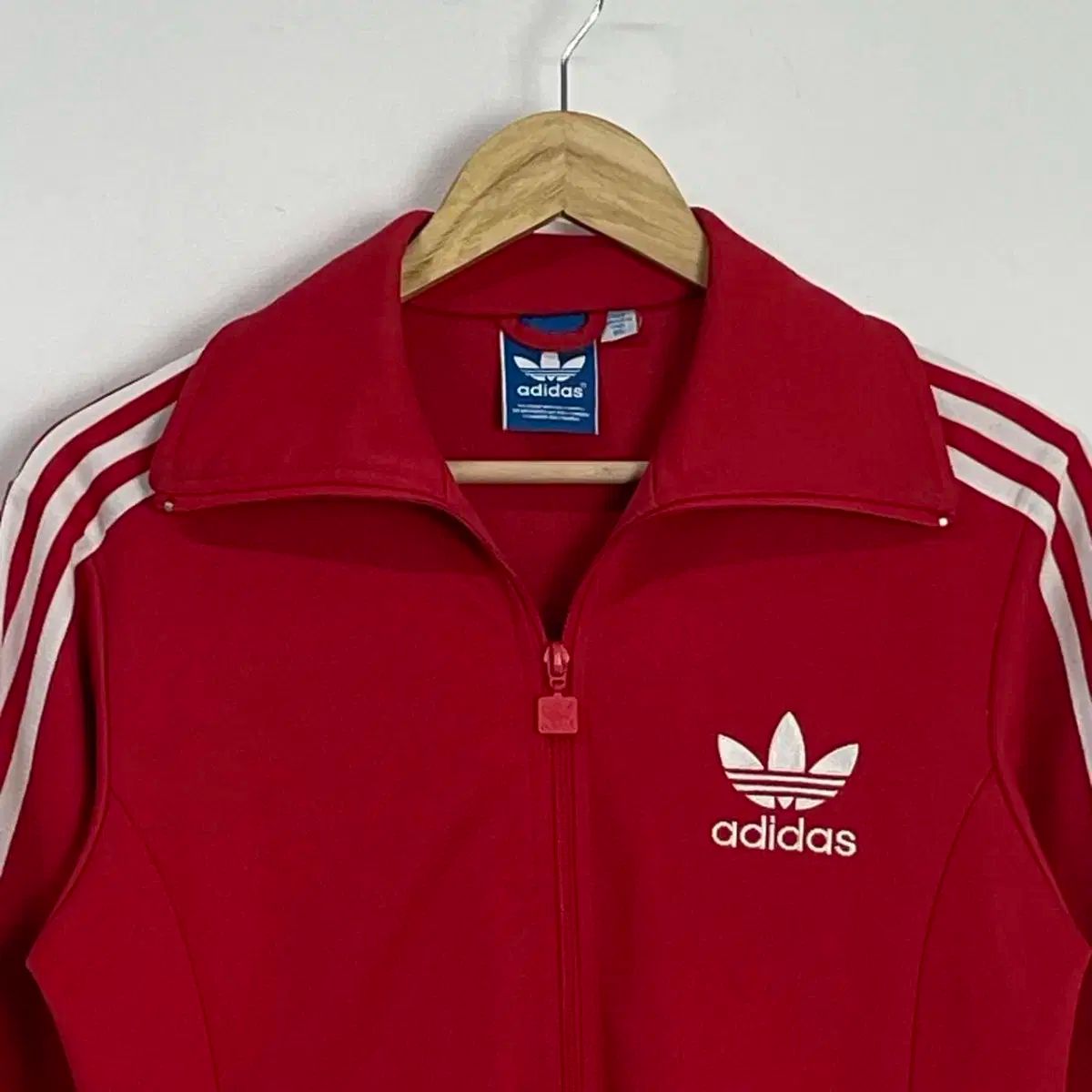 【雷市場（ポンジャン）商品韓国直送】 1483 製品名: adidas(アディダス) ファイヤーバード ジャージ