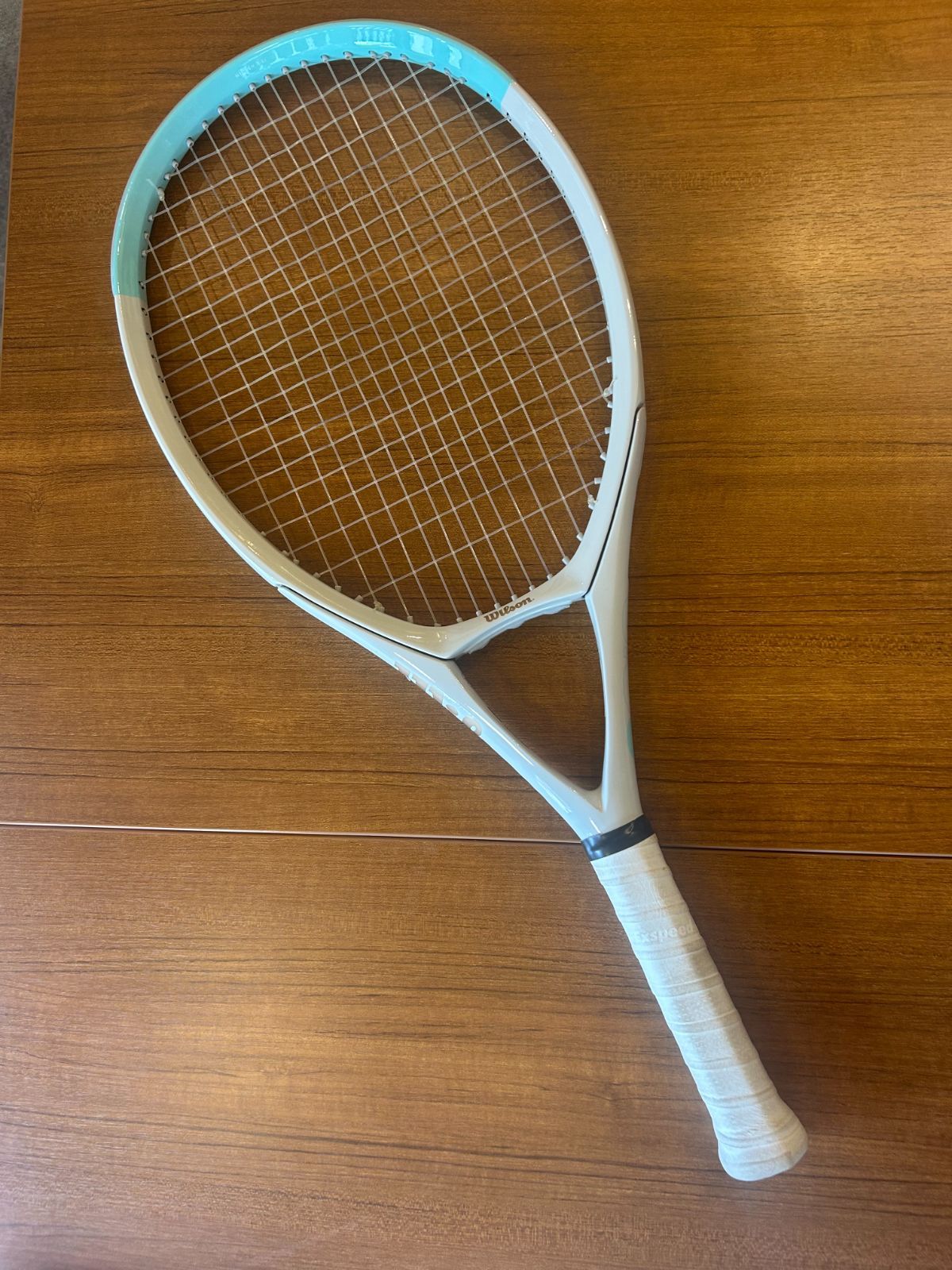 ピックルボール パドル AGASSI T700カーボンファイバー 黒 白 KASACA