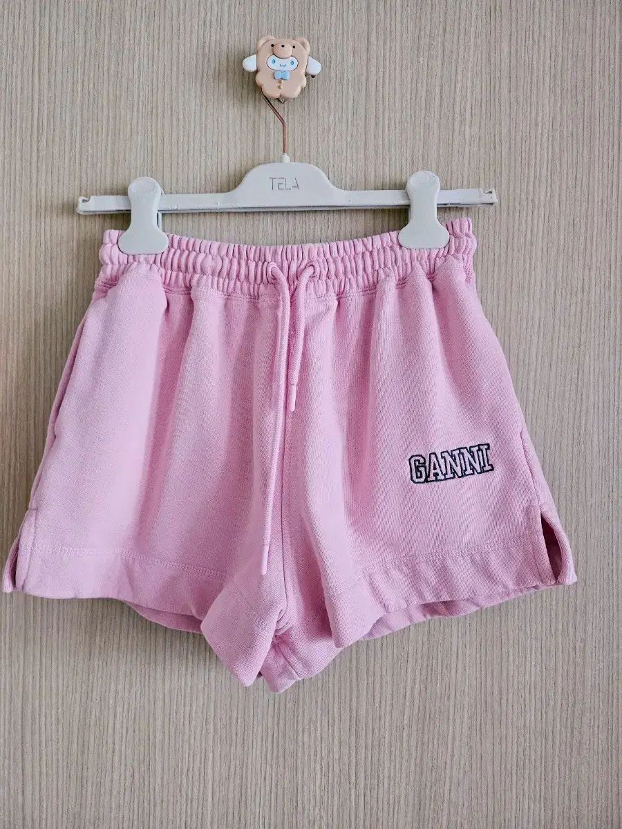 あゆ】トリートドレッシング ベージュ ブラとショーツ C70 M