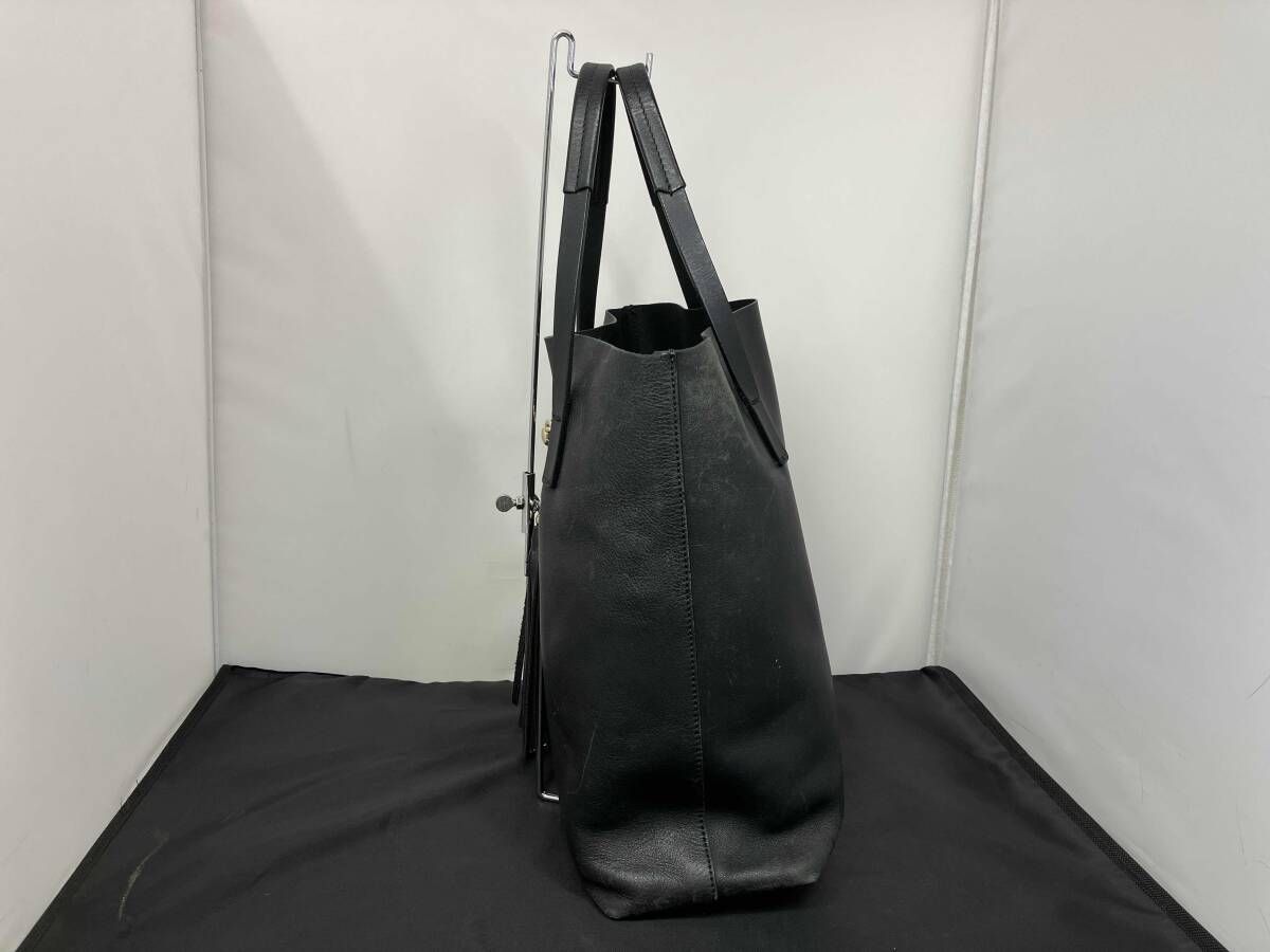 ブラック系 黒系