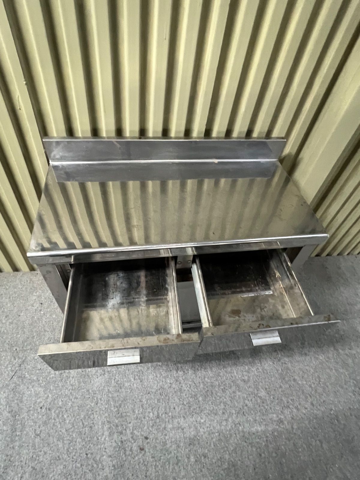 引き出し 厨房機器