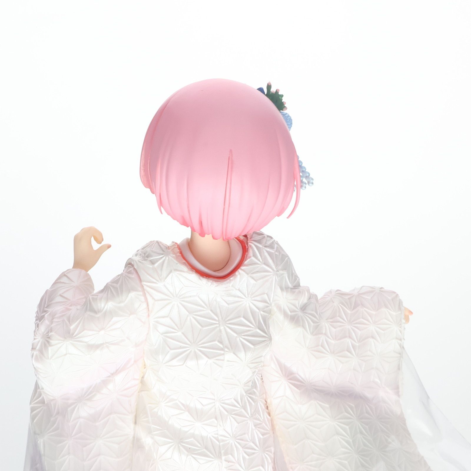 ラム 白無垢 フィギュア Amazon | Re：ゼロから始める異世界生活 ラム -白無垢- 1/7 完成