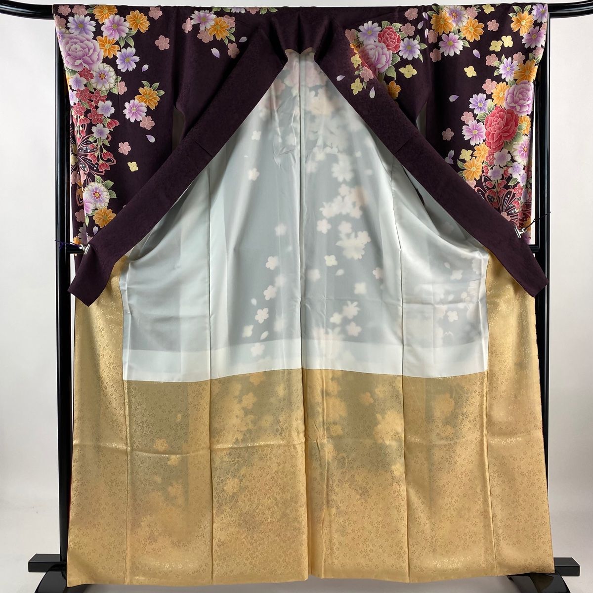 振袖 身丈164cm 裄丈66cm M 袷 やまと 草花 薔薇 金糸 銀彩 濃紫 正絹 美品 名品 中古 振袖 身丈164cm 裄丈66cm M 袷 やまと 草花 薔薇 金糸 銀彩 濃紫 正絹