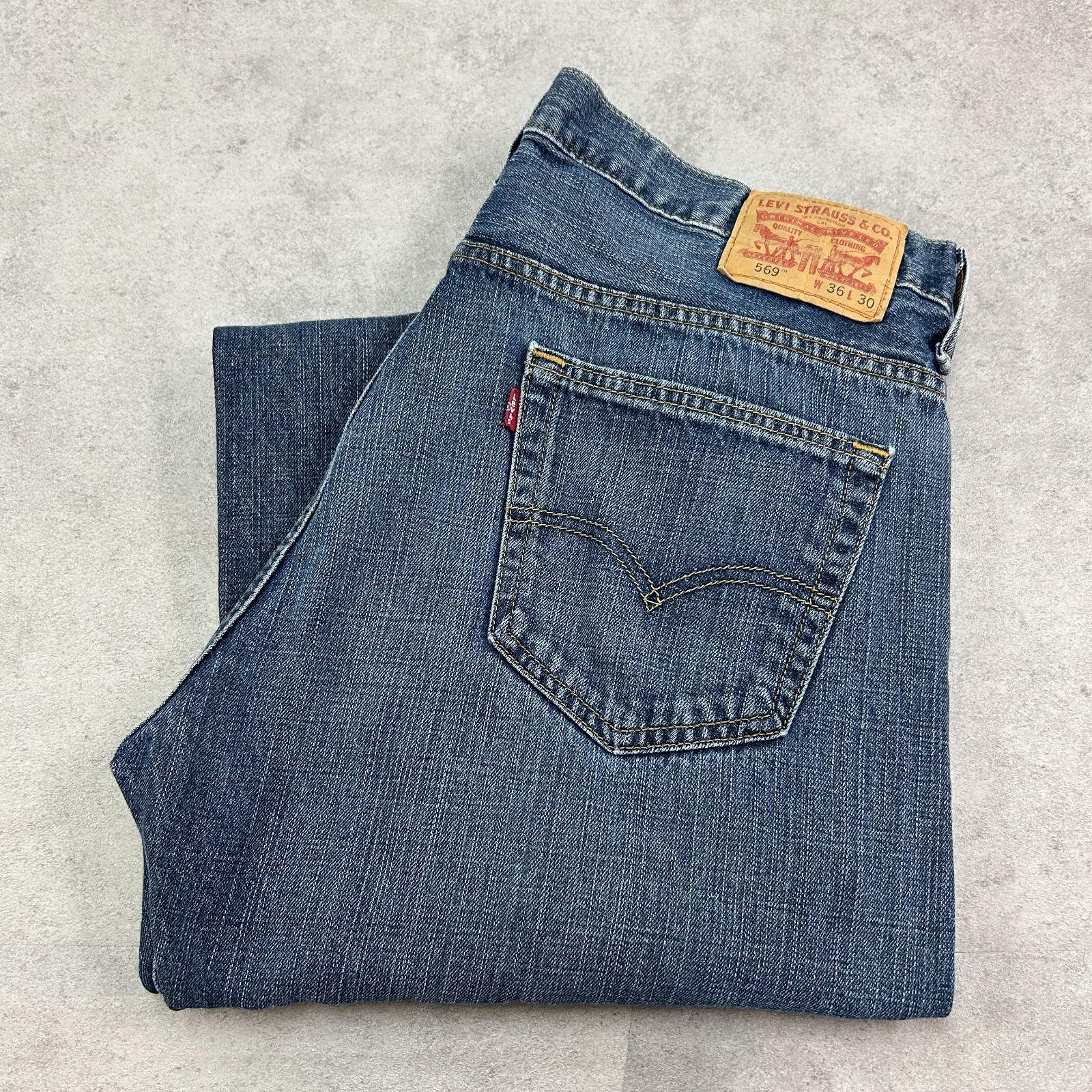 早い者勝ち】Levi's リーバイス 569 ゴールデンサイズ 鬼ヒゲ 縦 早い者勝ち】Levi's リーバイス 569 ゴールデンサイズ 鬼ヒゲ 縦
