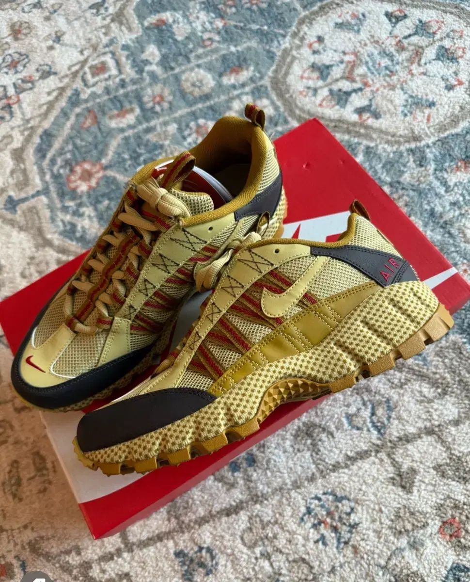 NIKE ナイキ エア フマラ 270
