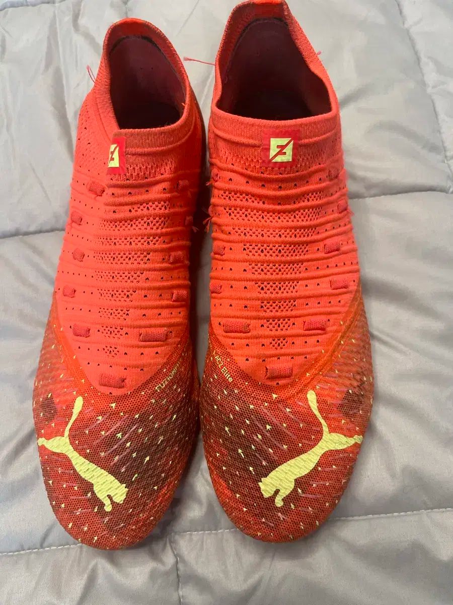 フューチャー Z 1.4 FG/AG 03FIERY CORAL PUMA Future 1.4 FG/AG Fearless - Fiery Coral/Fizzy Light/PUMA