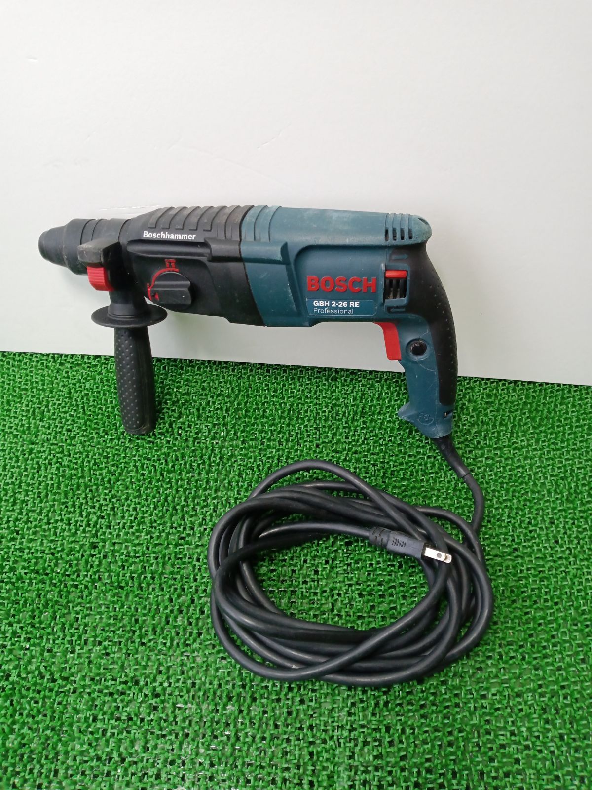 即購入OK！中古品】ボッシュ BOSCH ハンマードリル GBH2-26RE