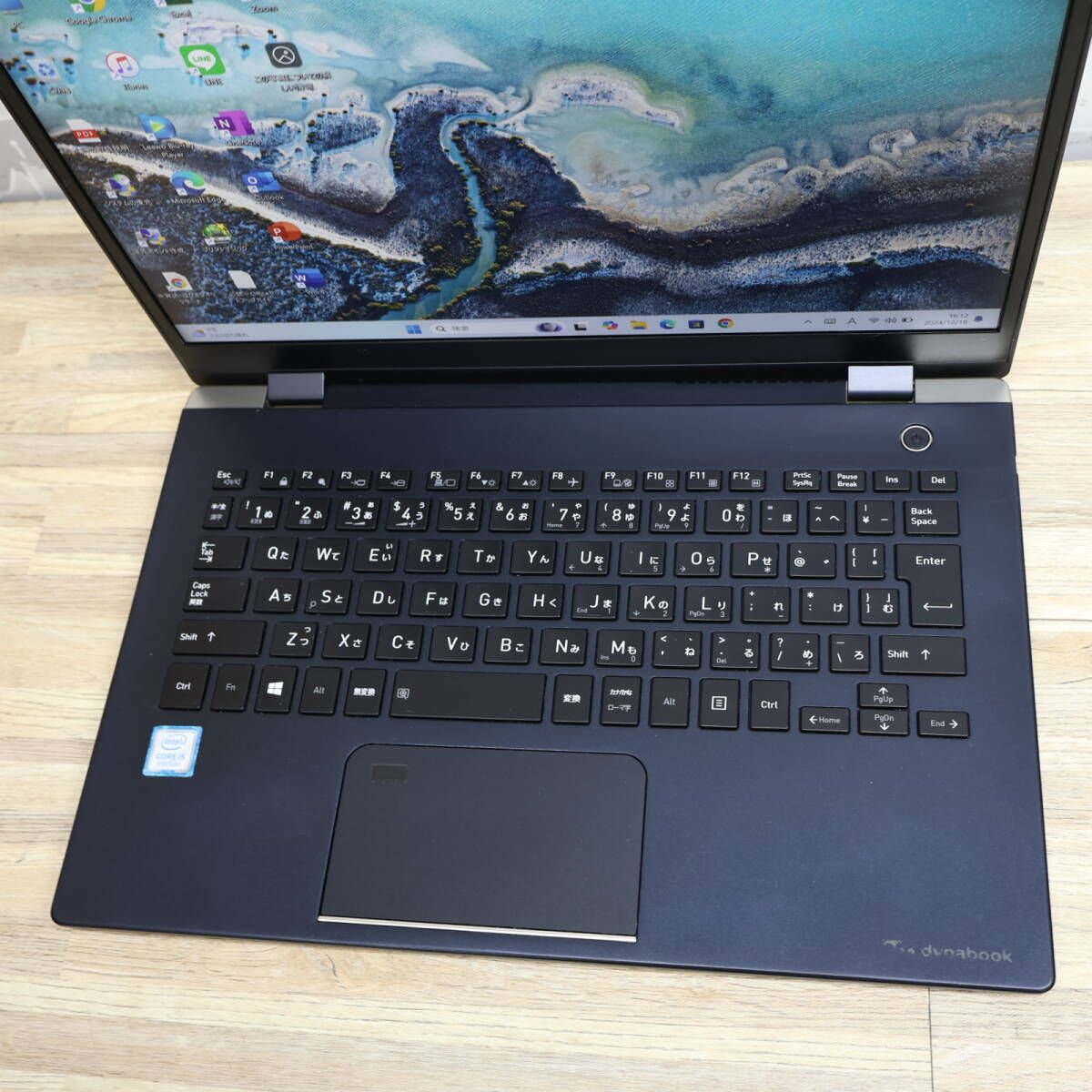 ☆美品 高性能8世代4コアi5！M.2 SSD256GB メモリ8GB☆