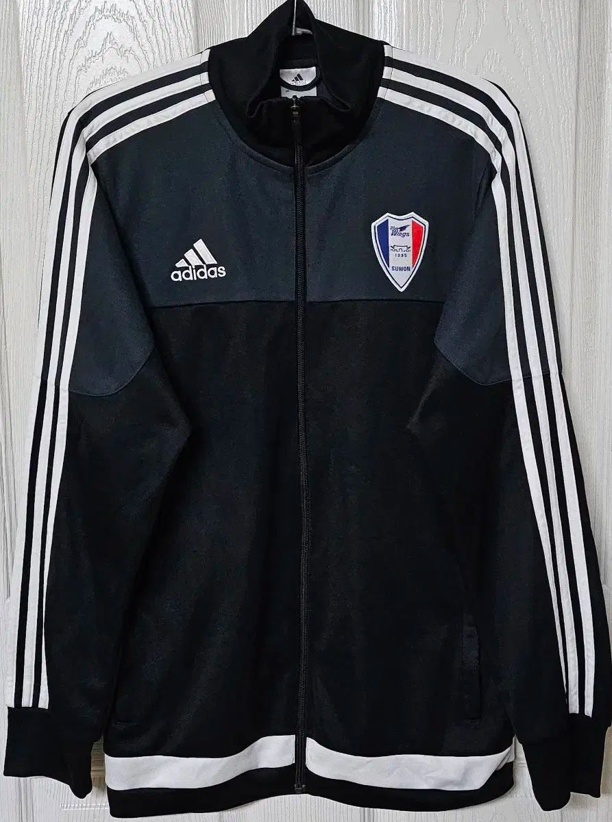 L K リーグ 水原三星ブルーウィングス adidas(アディダス) トラックトップ (ジップアップ) ジャージー)