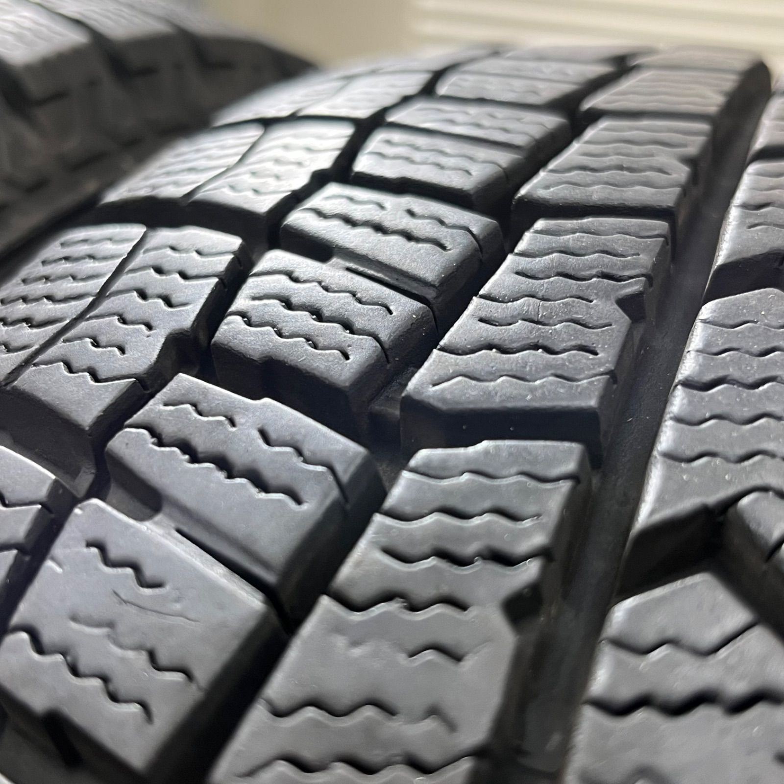 スタッドレスタイヤ