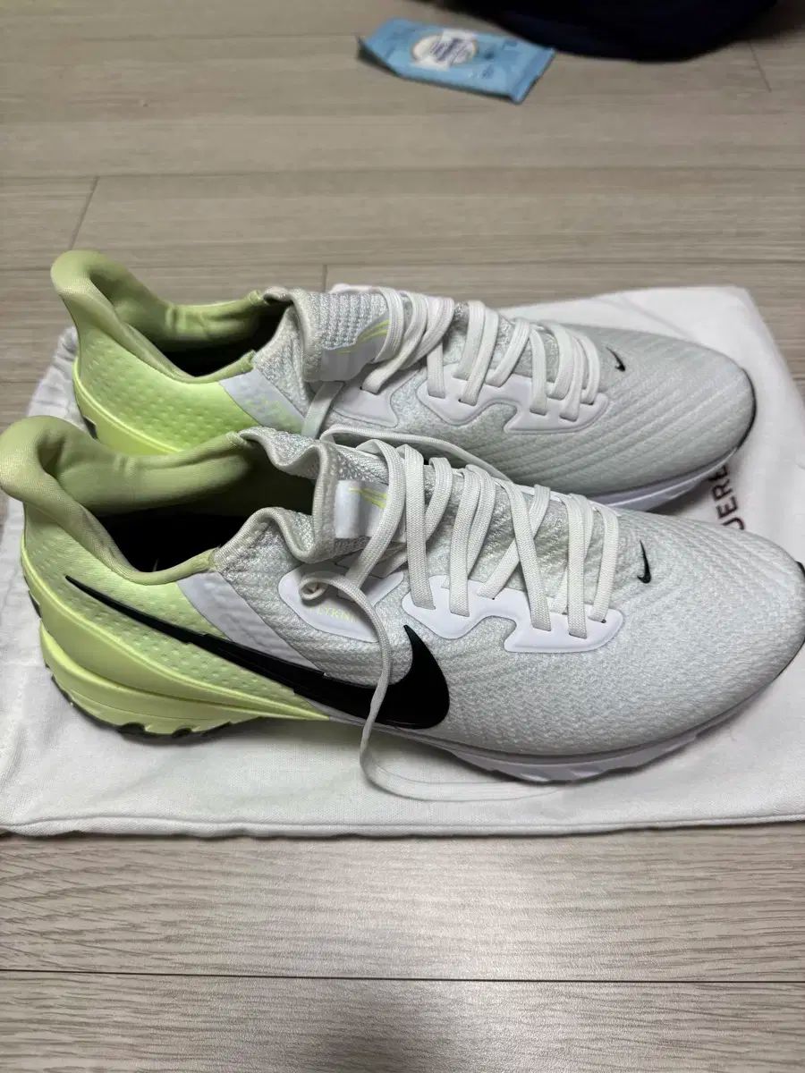 ♪おまけ付き♪　★ナイキ　ゴルフシューズ　（★インソール超美品♪） 完全未使用 NIKE ゴルフシューズ インソール ナイキ - メルカリ