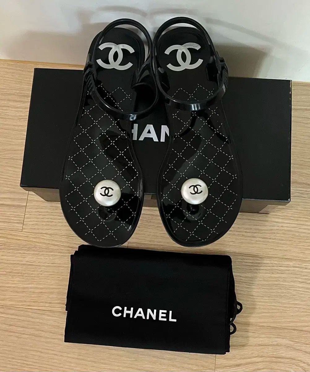 CHANEL シャネル パール ゼリー フリップフロップ サンダル 38 サイズ