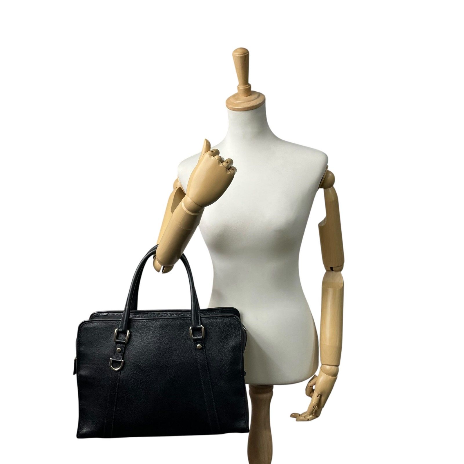 値引き？‼️GUCCIグッチ】黒レザー ビジネスバッグ ゴールド金具 男女問わず GUCCI グッチ ビジネスバッグ ブリーフケース 黒 ブラック