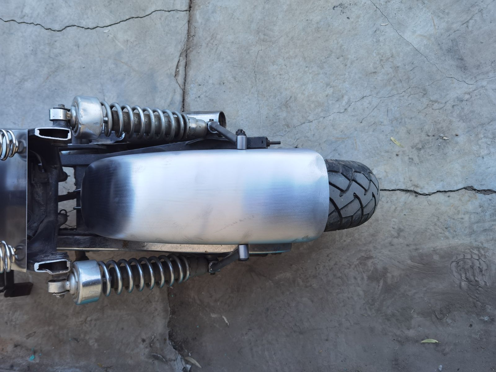 ビラーゴXV250 タンク製作工房