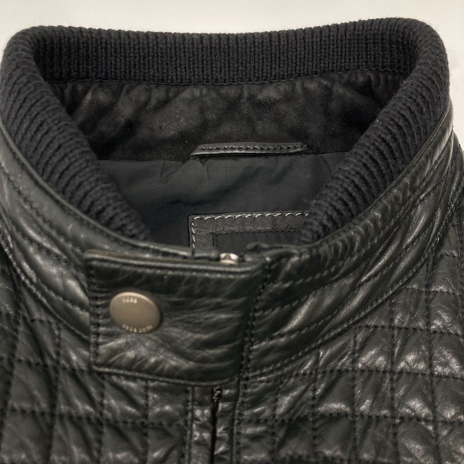 HUGO BOSS ヒューゴボス 50168558 ブラック ラムスキン