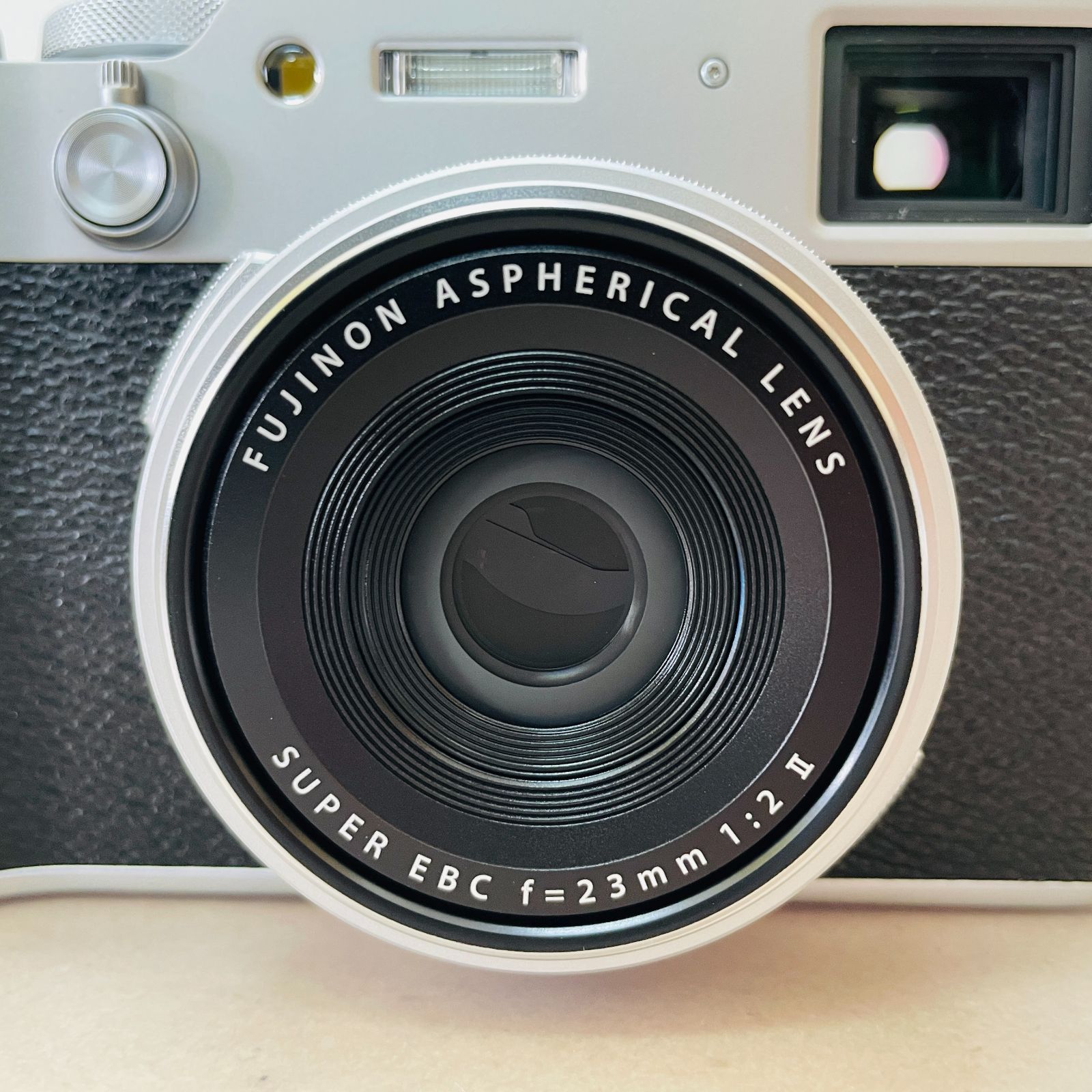 美品 FUJIFILM X100VI 元箱付属品完備 シャッター回数2200回 C2662 80