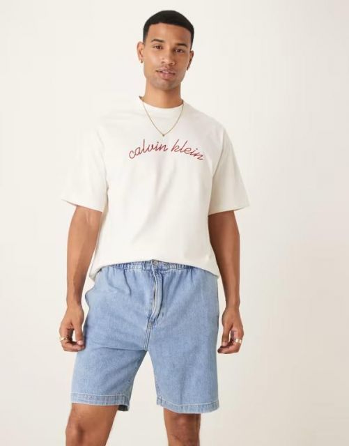 【送料無料】 カルバンクライン メンズ ハーフパンツ・ショーツ ボトムス Calvin Klein Jeans relaxed pull-on shorts in light blue wash Denim Light