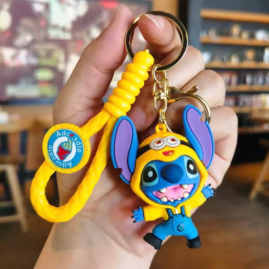 ディズニー Disney スティッチ STITCH スクランプ 3Dラバーキーホルダー ス 車 鍵 キーリング 可愛いペンダント 人形 ギフト プレゼント 漫画 ゲーム キャラクター コレクション ミニチュア 置物 フィギュア PVC バッグ着脱 人気アニメ