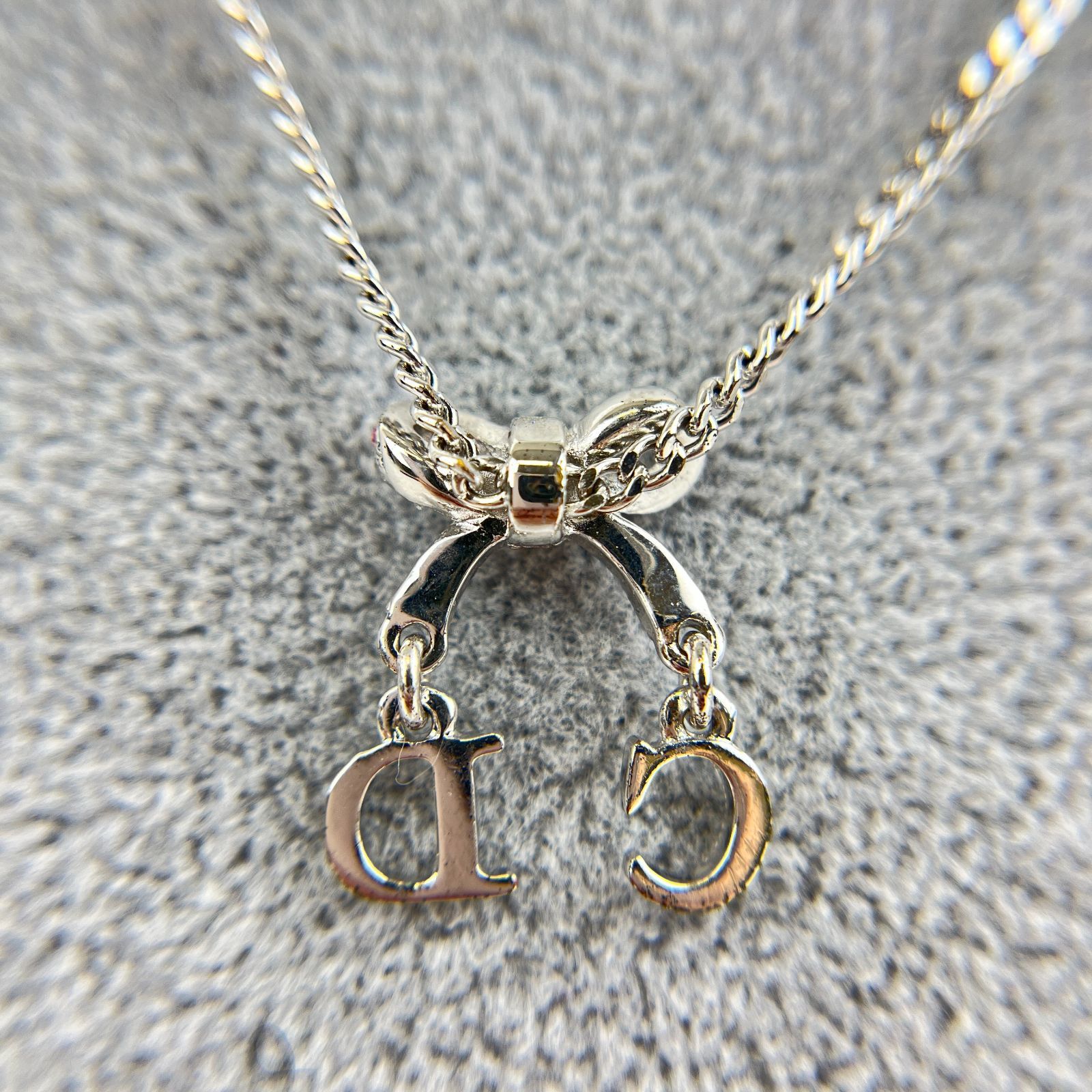 美品★クリスチャンディオール Christian Dior ネックレス リボン 中古】Christian Dior クリスチャンディオール リボン CDロゴ