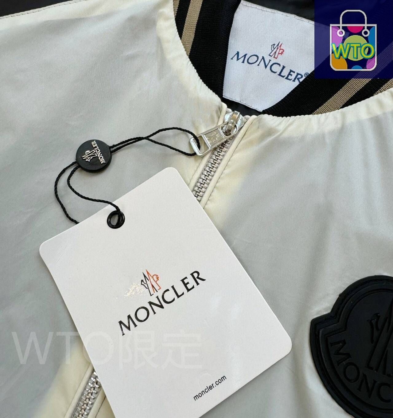 モンクレールジャケット Moncler - Moncler added a new photo.