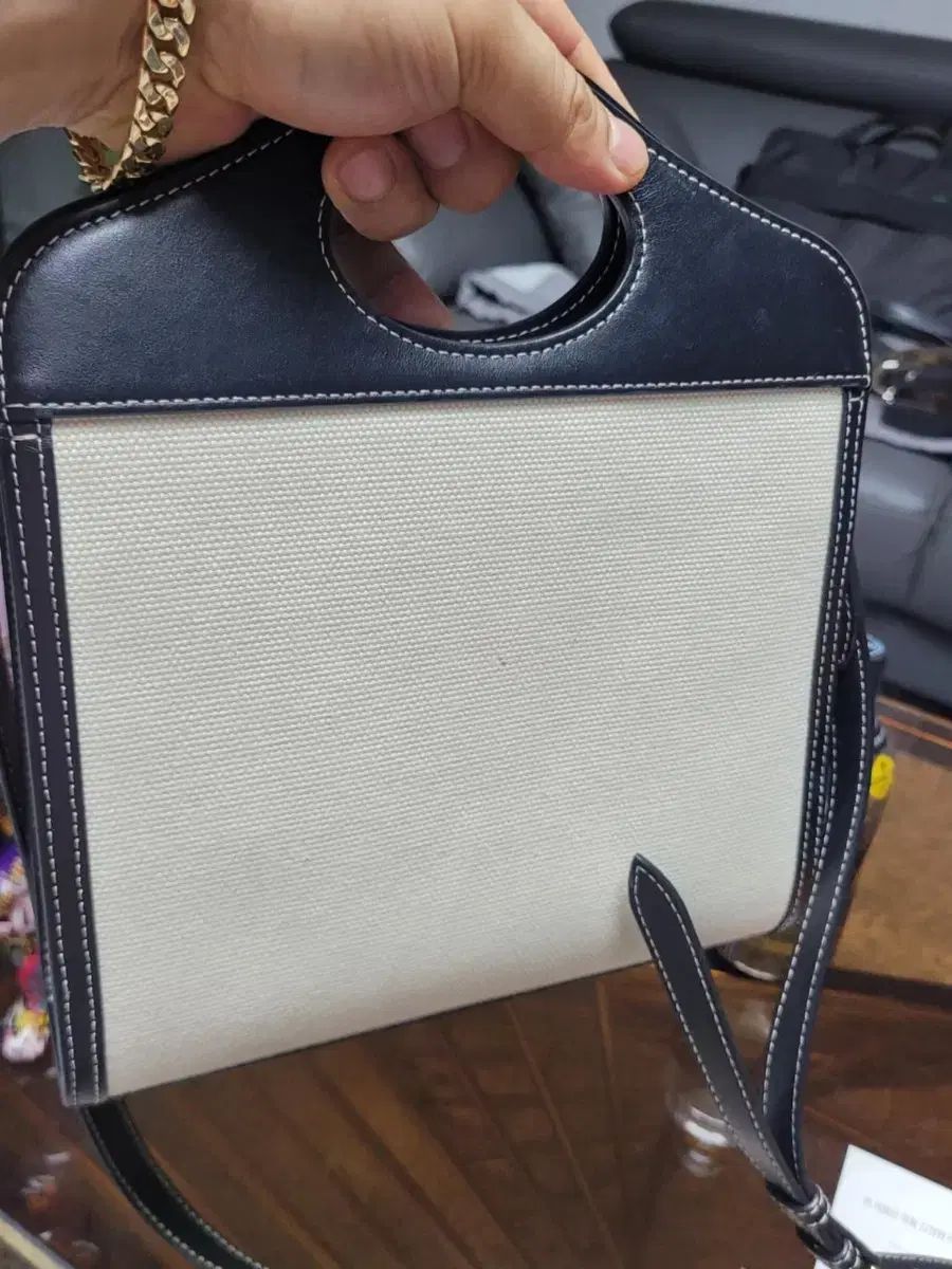 Burberry バーバリー