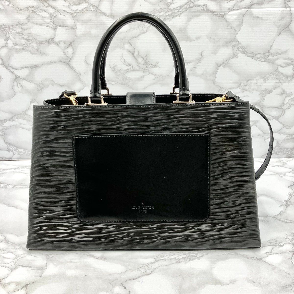 LOUIS VUITTON ルイヴィトン エピ クレベール MM ブラック 黒