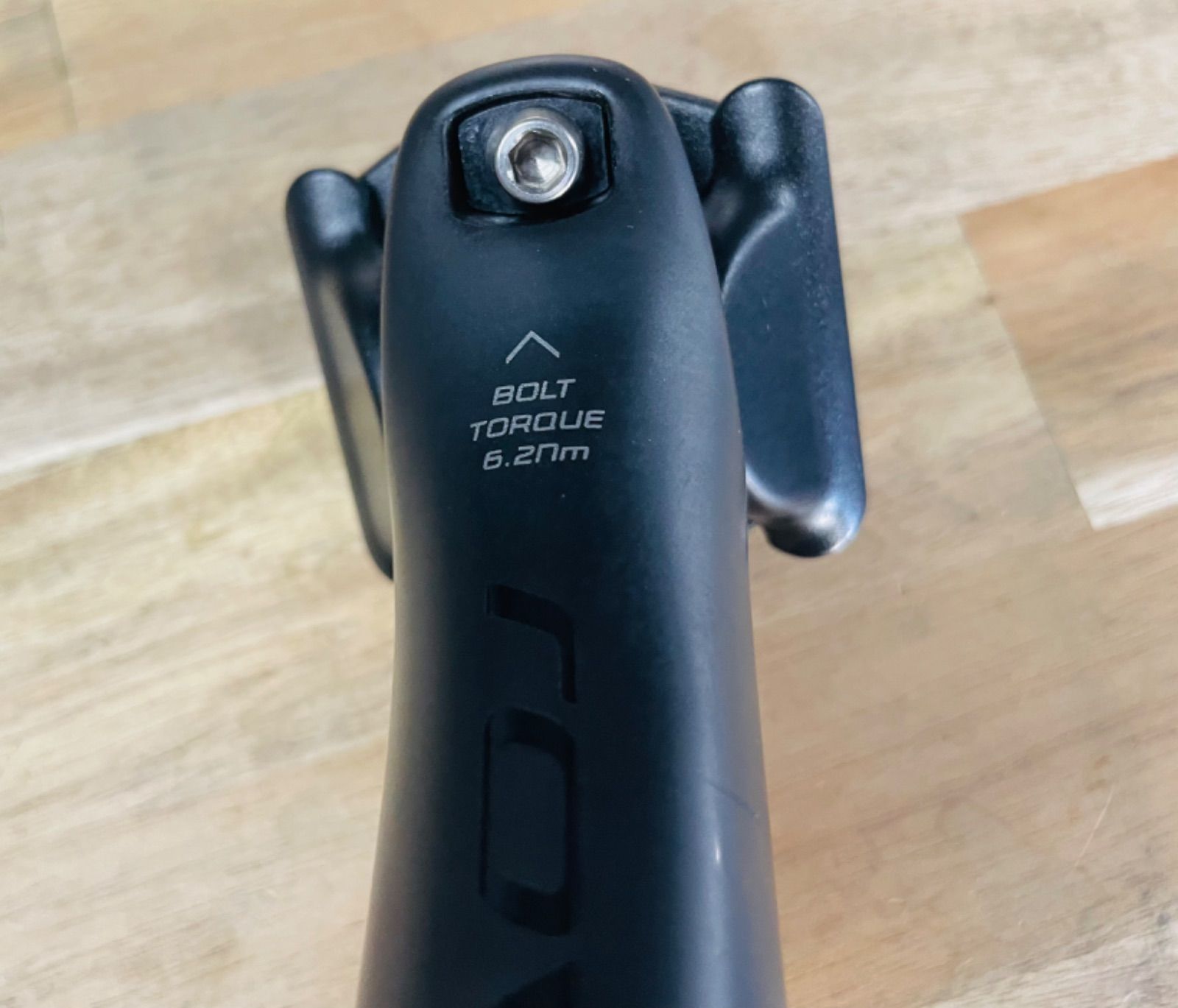 【美品】 roval alpinist カーボン シートポスト 27.2mm 超軽量 シートピラー di2バッテリー格納可 s-works エートス  ターマック carbon