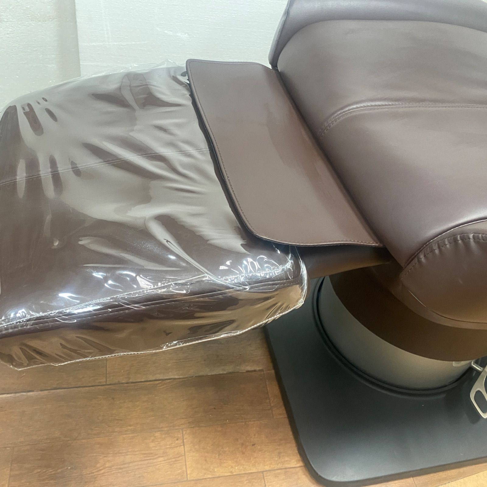 マルチタイプチェア リザーブRS-002