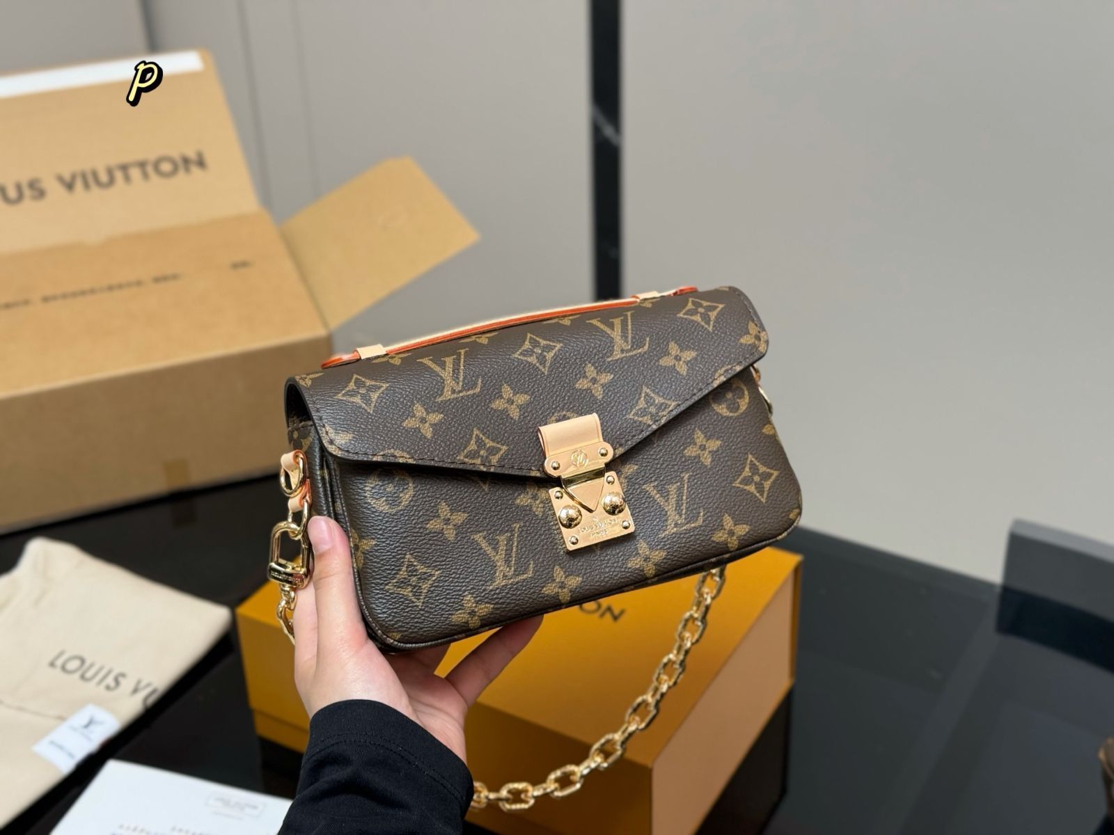ルイヴィトン　ジベシエール　メッセンジャーバッグ　モノグラム　24092712 1円スタート LOUIS VUITTON ルイヴィトン ジベシエールGM M42249
